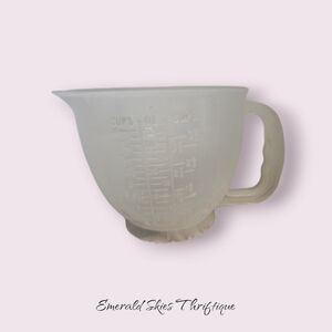 Vintage‎ Tupperware 2 cup mix and pour